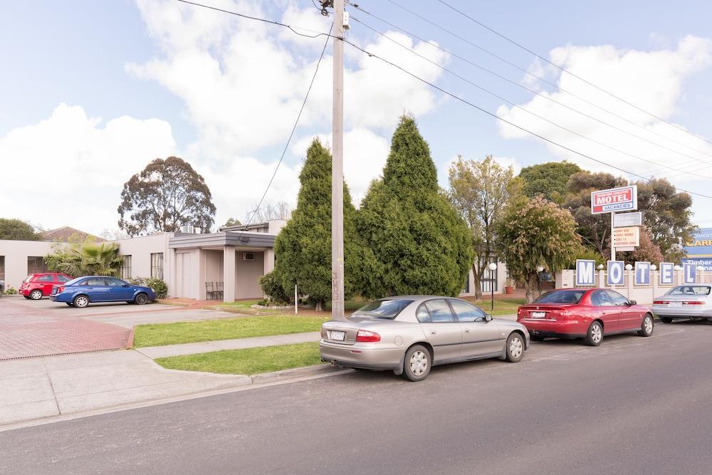 Chadstone Executive Oakleigh