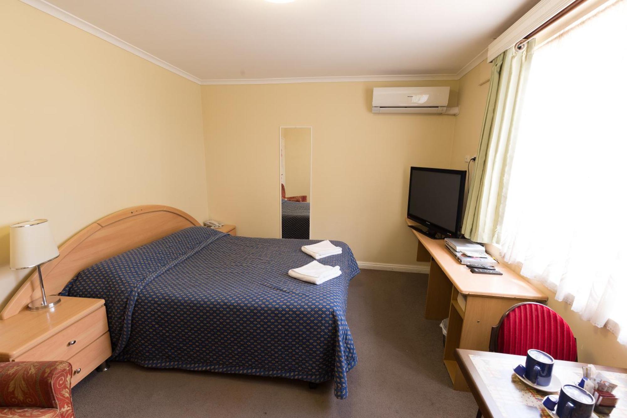 Chadstone Executive 2*